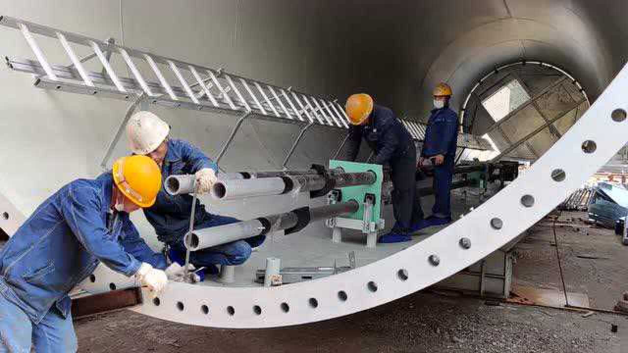 风电塔筒内部安装