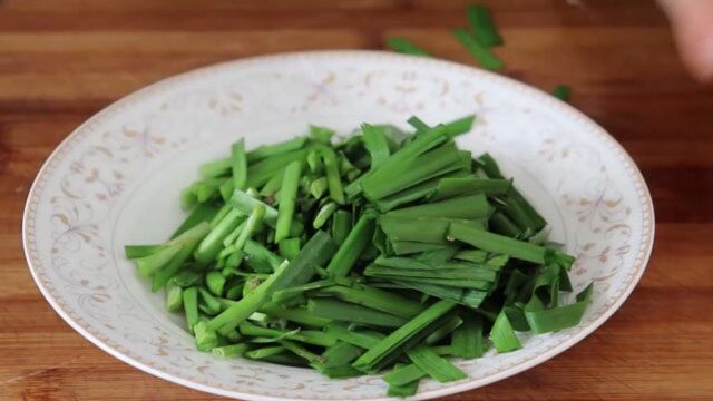 常吃韭菜护肤明目,杀菌消炎降血脂,但和这几种食物搭配有害!