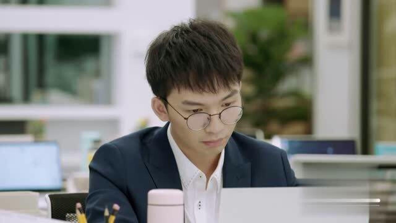 令人心动的offer:李浩源疯狂码字,瞬间开启学霸模式