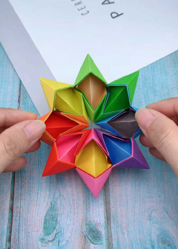 果果手工呀:超好玩的无限循环翻转解压神器,不用胶水哦