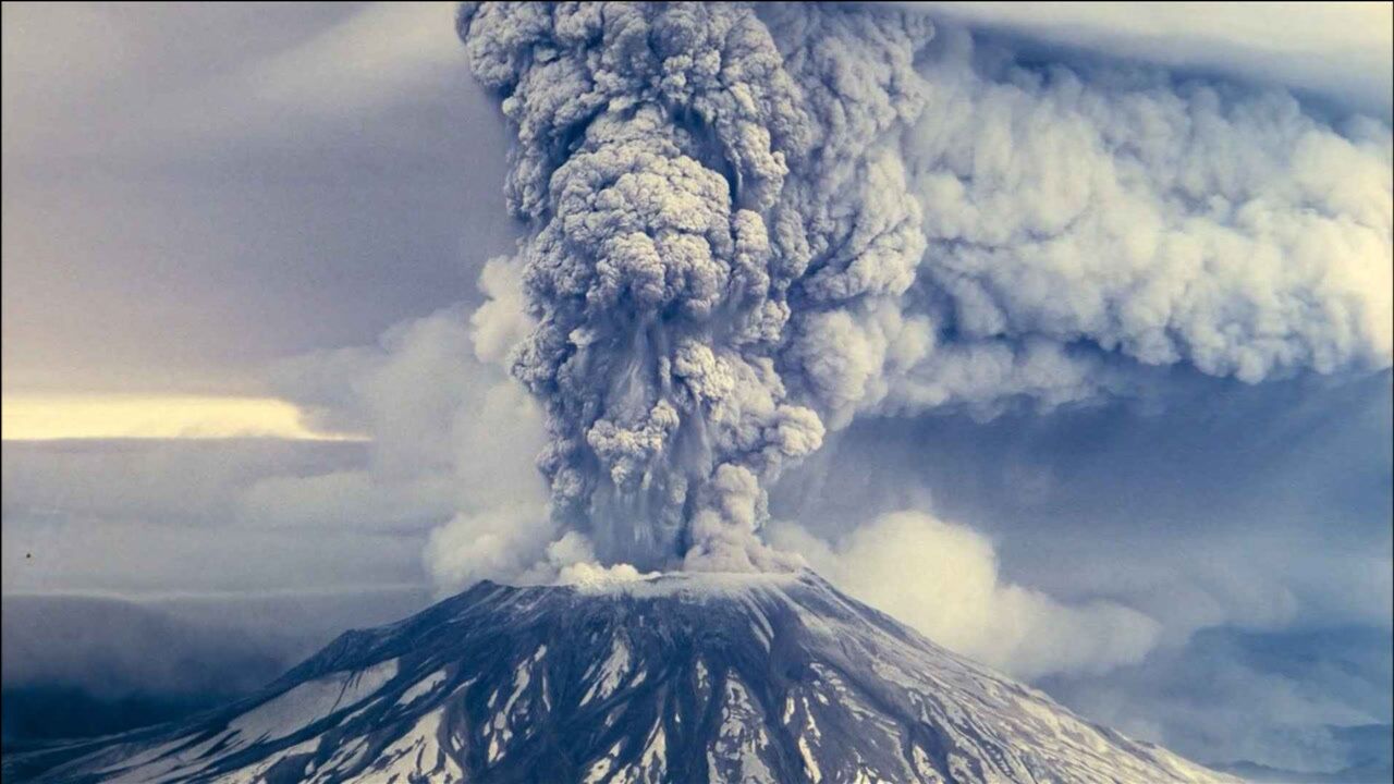 被拍摄下来的5次火山爆发灾难程度超出人们的想象