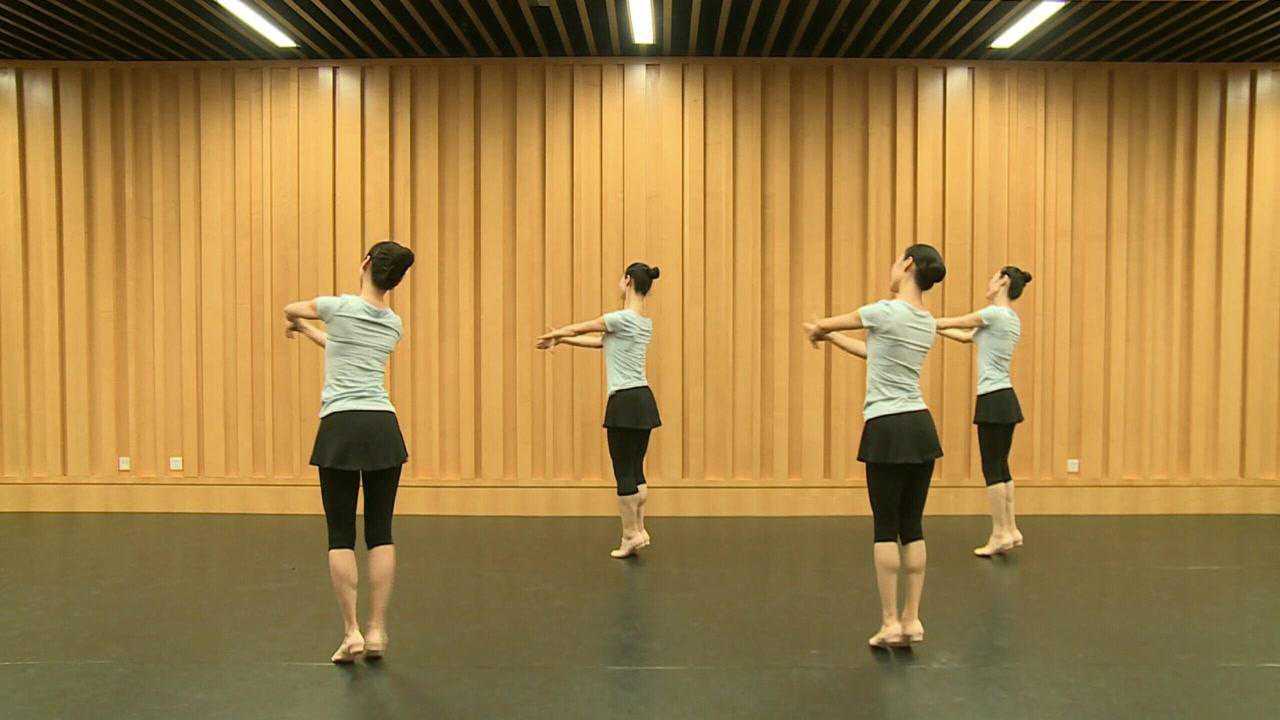 中国舞蹈家协会舞蹈考级第四级《鱼儿水中游》