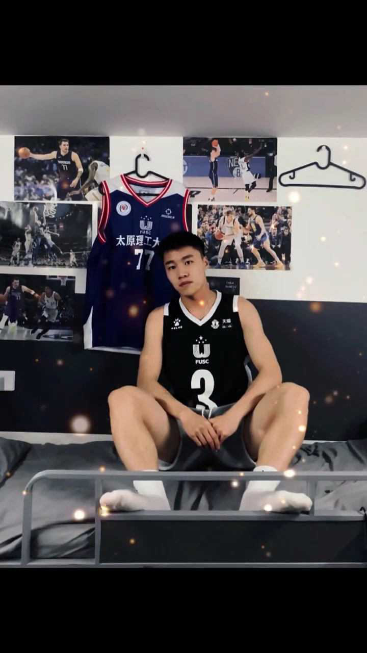 就这样的白袜体育生，体育学院一抓一大把_高清