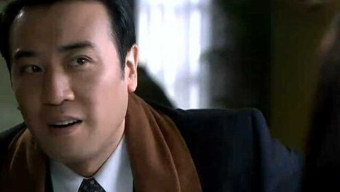 袁园为了老同学来找老范,从中得知她欠了新账,真是没救了!