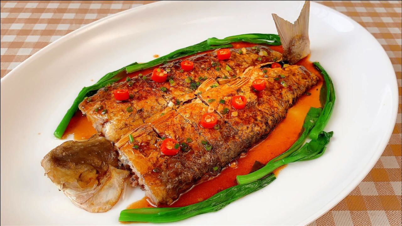 顺德名菜家乡酿鲮鱼,鲮鱼剥皮再把酿鱼肉,这做法第一次见