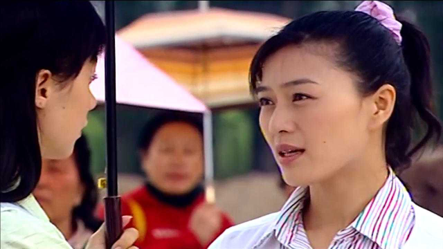 女人不哭子君真不容易又当爹又当妈子华高考她比考生还紧张