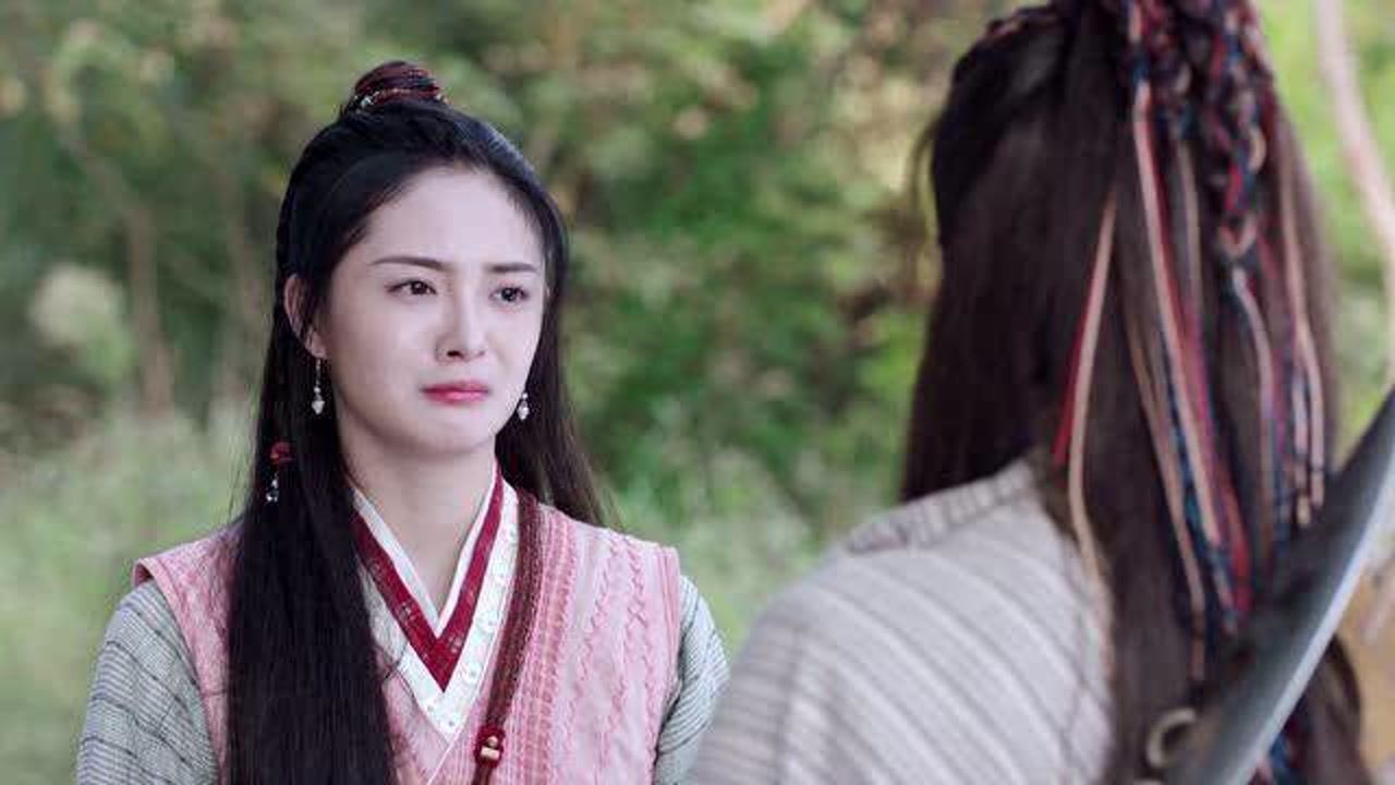 有翡李妍突如其来的撒娇让杨锦无处招架怕是又要产生一对情侣了吧