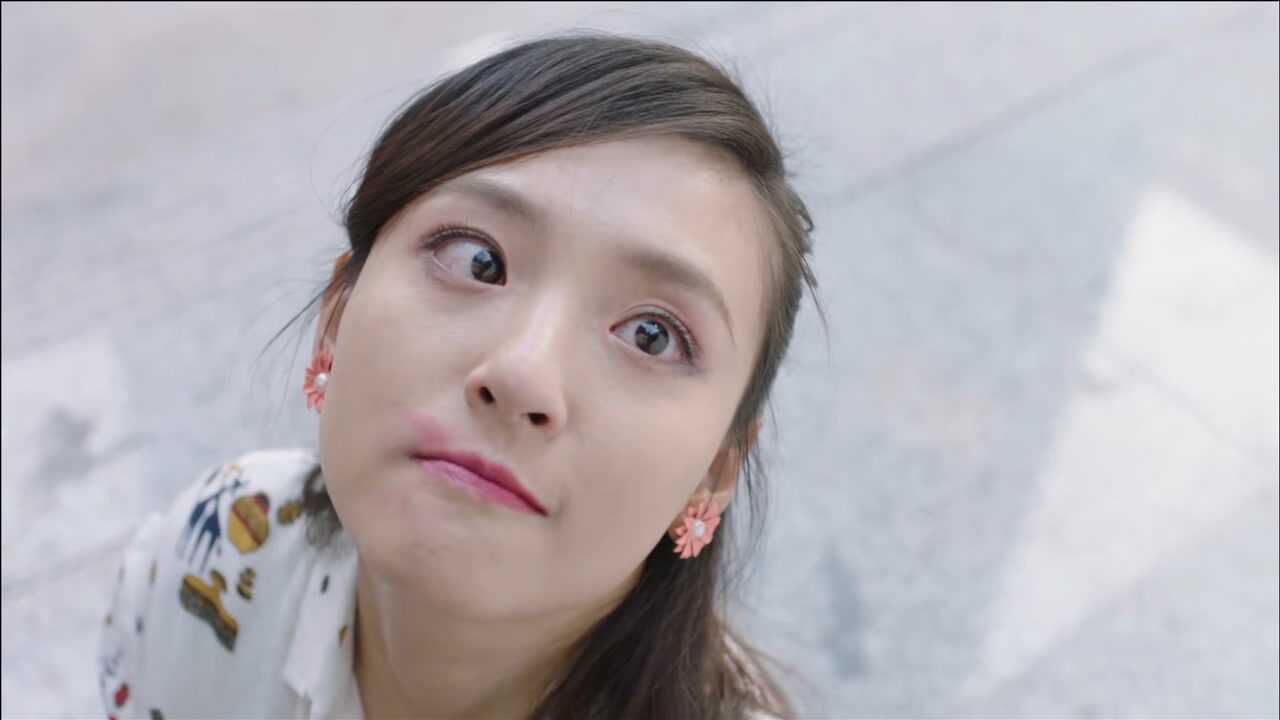 这个世界不看脸陶菲儿出现整容后遗症脸部变形悔恨不已