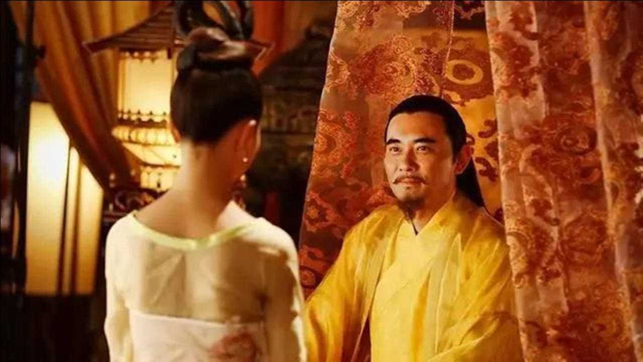 古代女子身上最“隐私”的地方，丈夫都看不见，现在想露就露！_高清