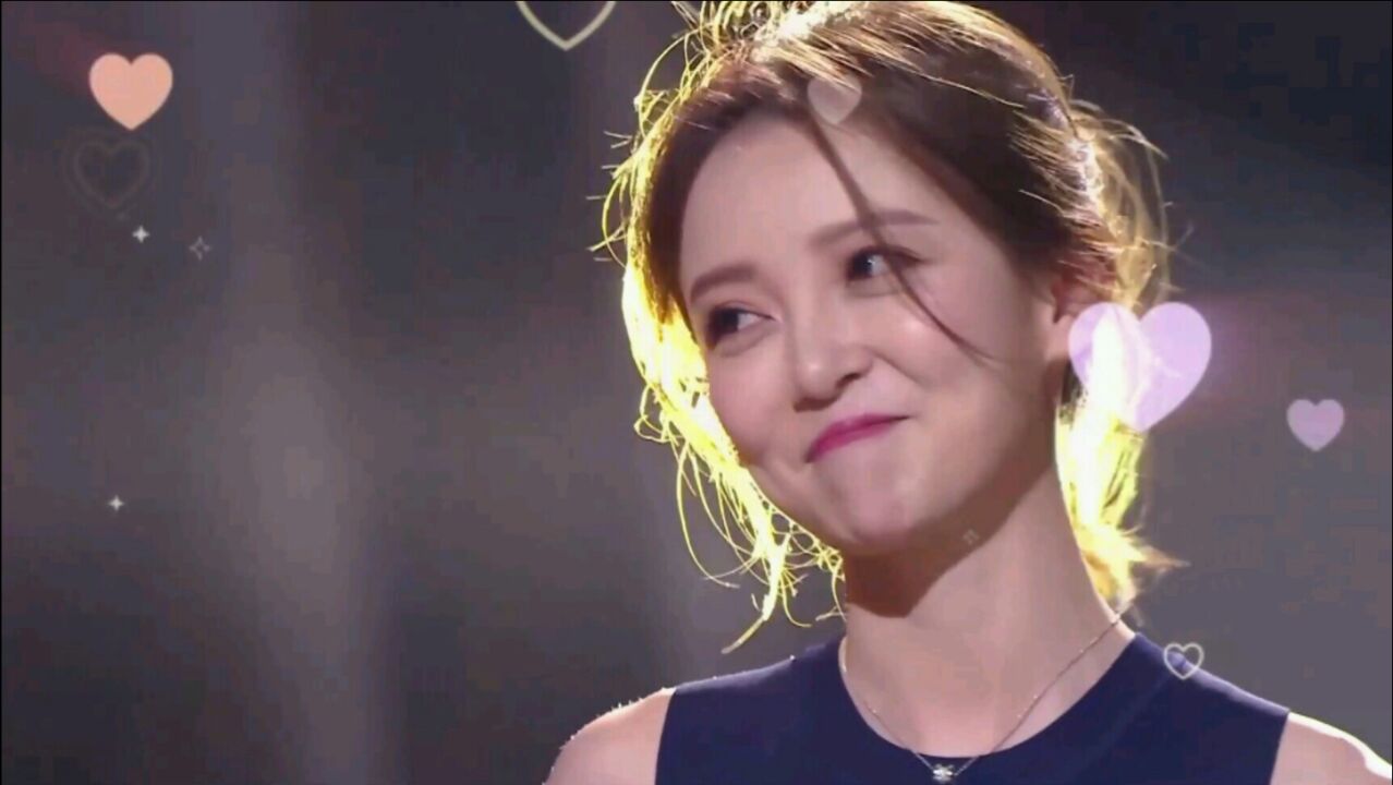 汪小敏演唱笑看风云音乐一响爷青回