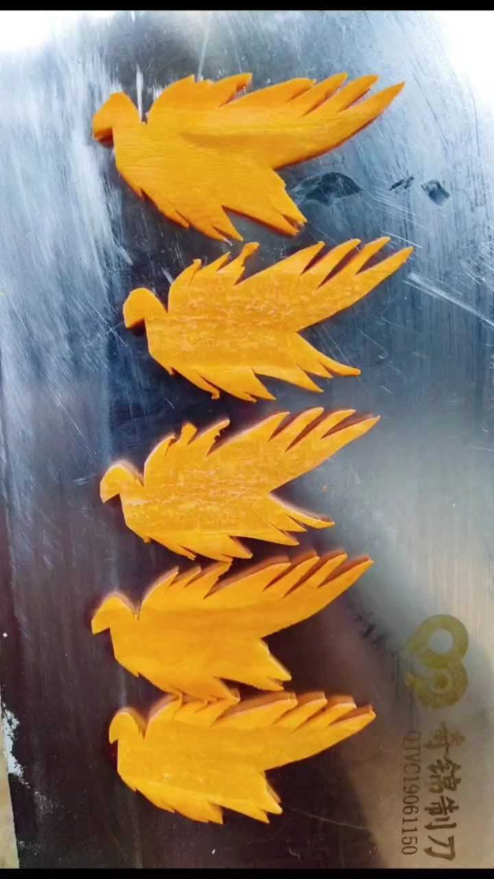 胡萝卜雕的燕子,你喜欢吗?