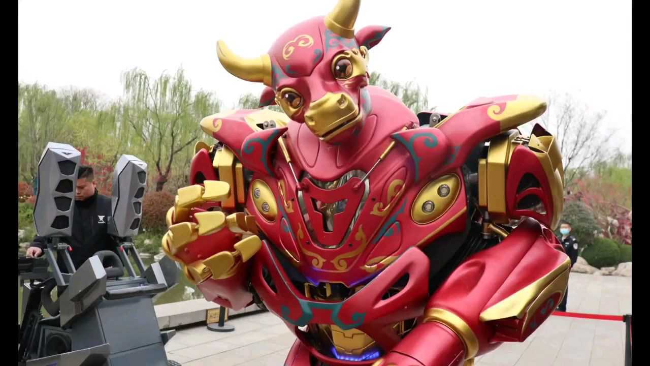 泰坦机器人,春晚机器牛与杨贵妃