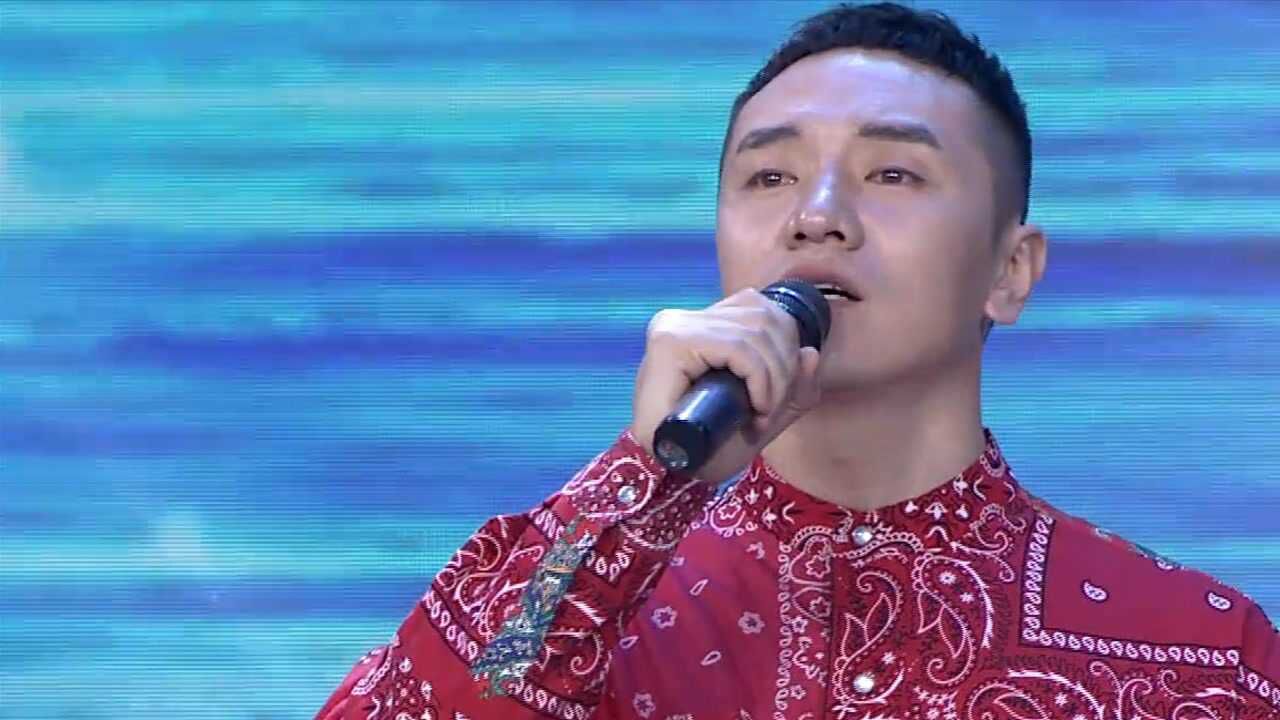 王琪深情演唱可可托海的牧羊人歌曲悠扬深远感人肺腑