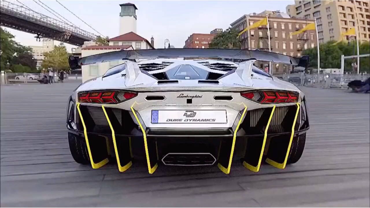 兰博基尼的车尾很有辨识度!