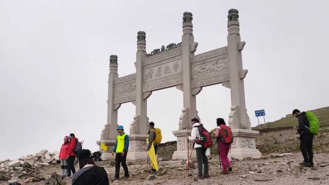 站在了五台山最高点~华北屋脊,开始了向东台的进发……