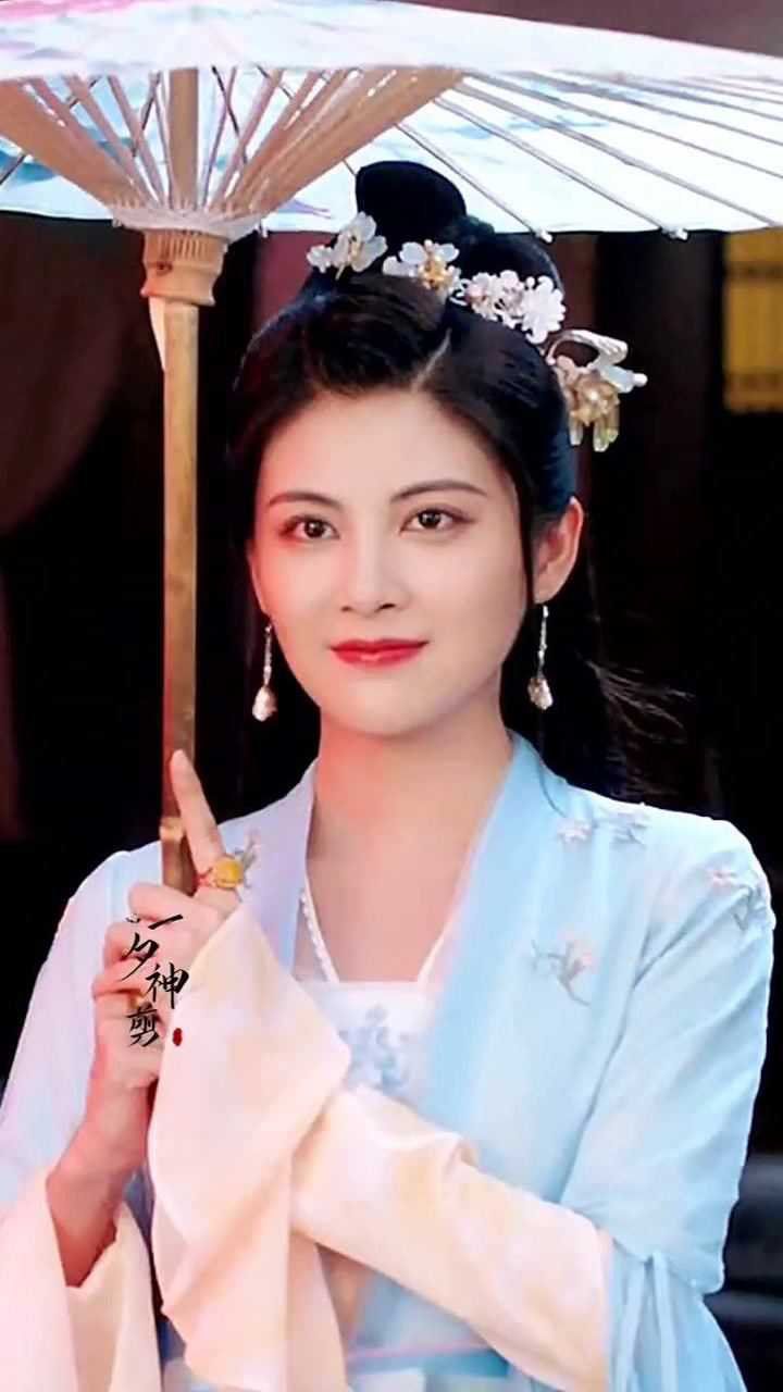 王祉萱91年出生于黑龙江省大兴安岭地区,中国内地女演员,模特!
