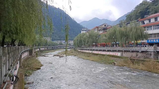 陕西秦岭南麓山间美丽的绿都,秦岭山上最美的绿色小城