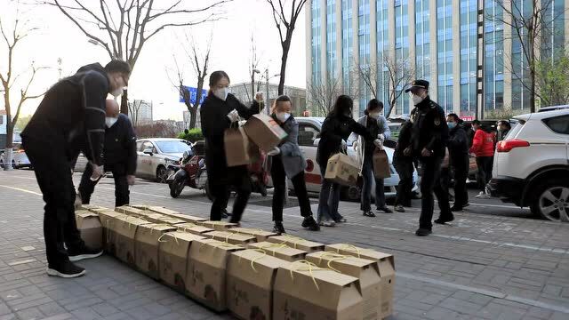 幸福迎泽丨共克时艰!清徐“爱心蔬菜”送进迎泽区