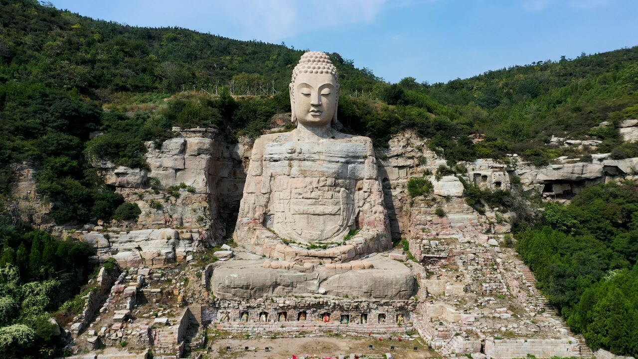 山西大山上惊现山体大佛,堪比四川乐山大佛,太壮观了