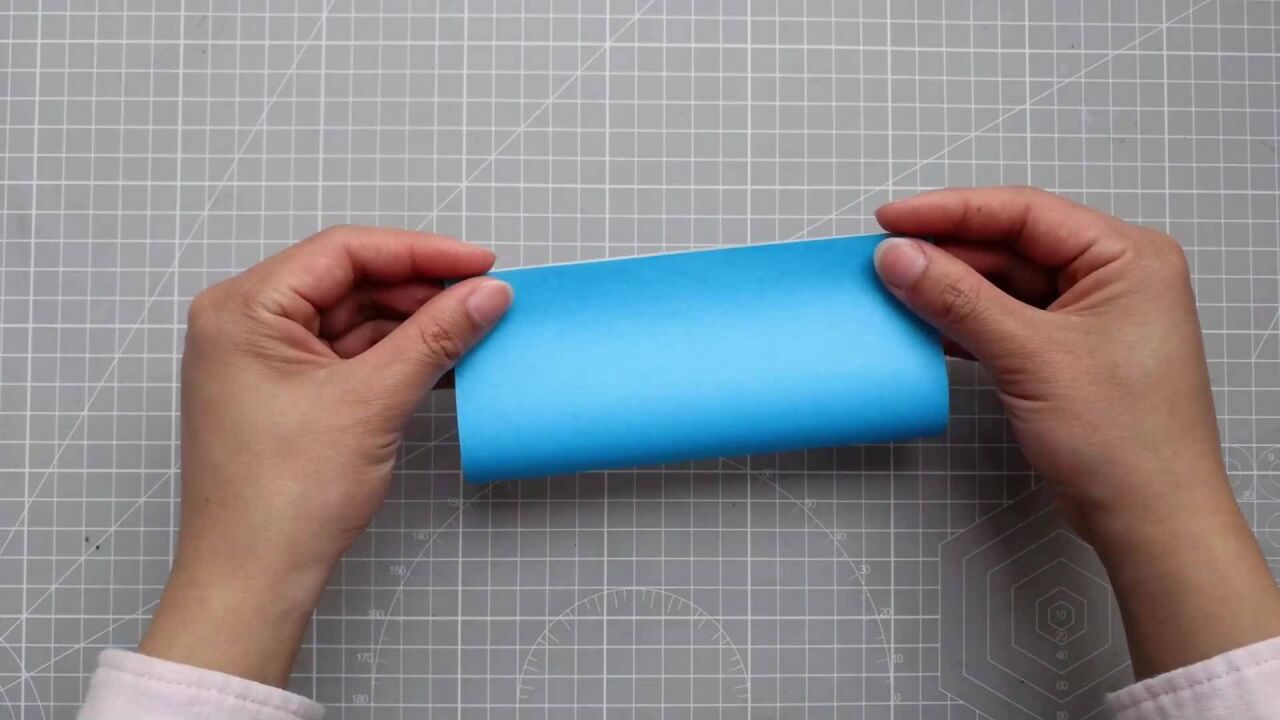 特别简单的平面折纸水瓶,可以作为水瓶座折纸