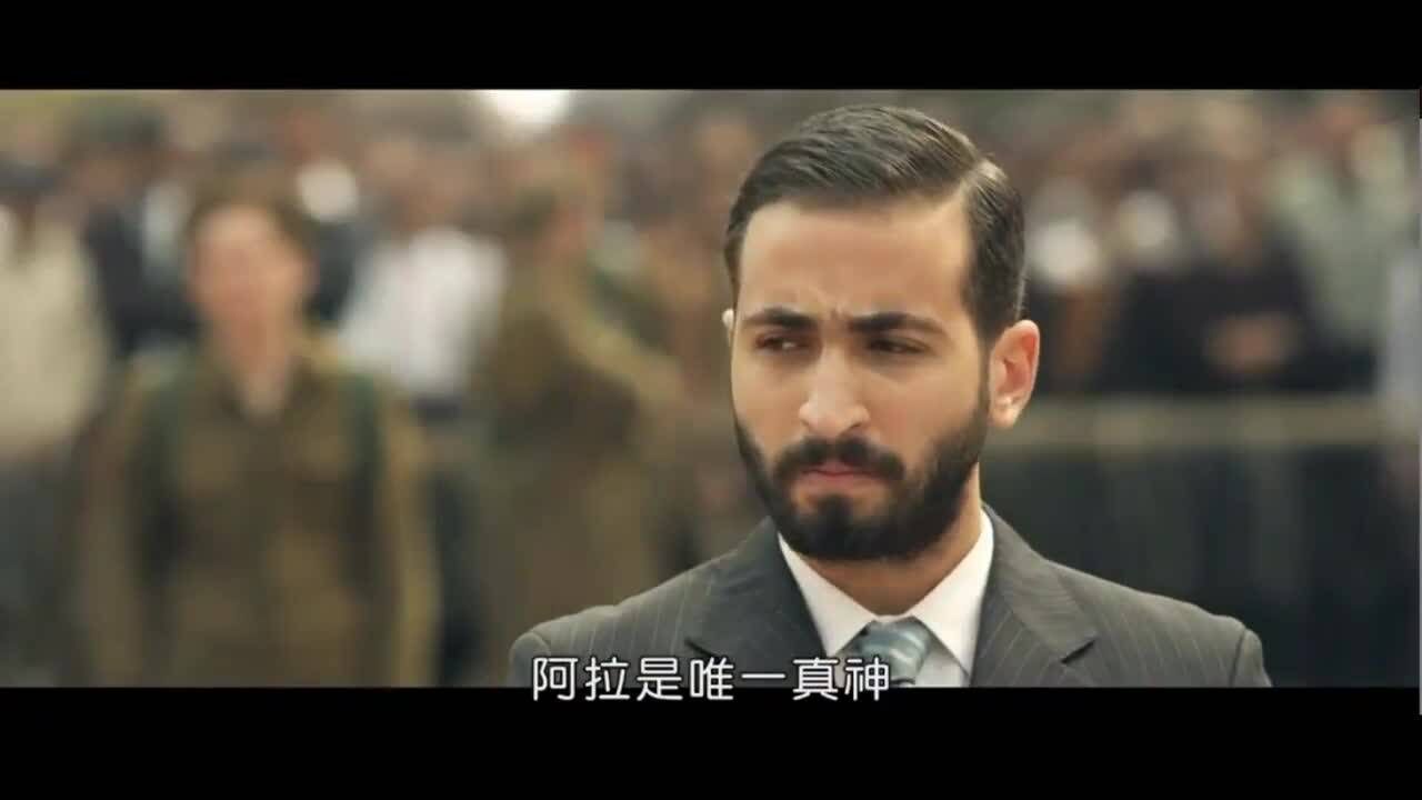 为营救此人,出动了狙击手,更是出动了装甲车!新电影《卡默兹之战》