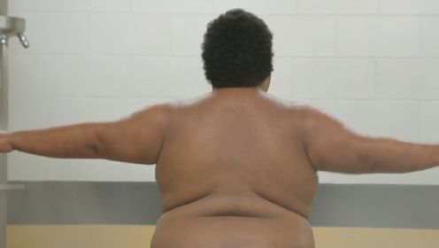 300斤胖子总是遭到欺负，成功减肥后，当上特工来复仇！