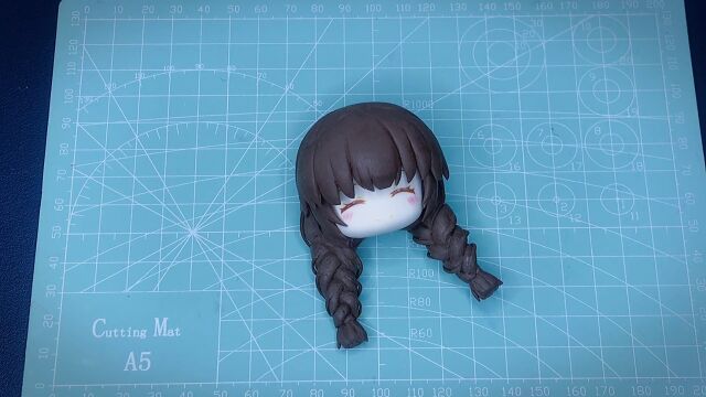 每次水抹都太虐了,粘土手工q版动漫人物头发制作教程