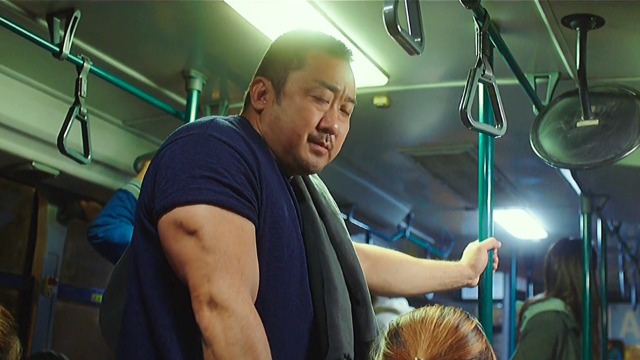 泡菜国唯一真男人,不仅打架厉害,掰手腕也是个高手憨的可爱