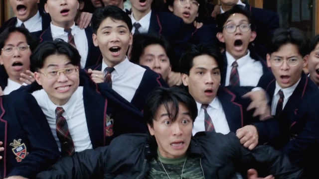 再来回顾一下周星驰的经典电影《逃学威龙》(2)