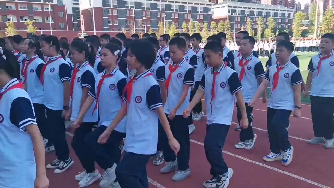 步伐整齐、口号响亮_高清1080P在线观看平台_腾讯视频