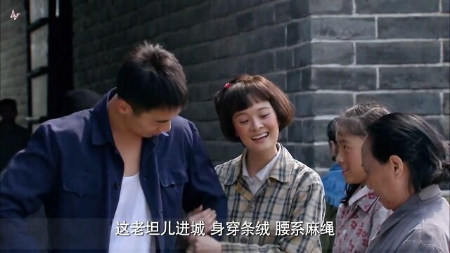 | 朱亚文领衔主演,讲述老北京胡同里的爱恨情仇# 正阳门下 # dou来看好剧