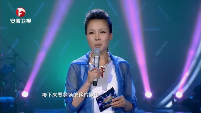 麦子杰火力全开,演唱《爱与不爱之间》,这嗓音让人陶醉|歌狂