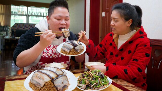 结婚才能吃到的喜沙肉,小伙在家给媳妇做了2盘,又甜又糯真好吃