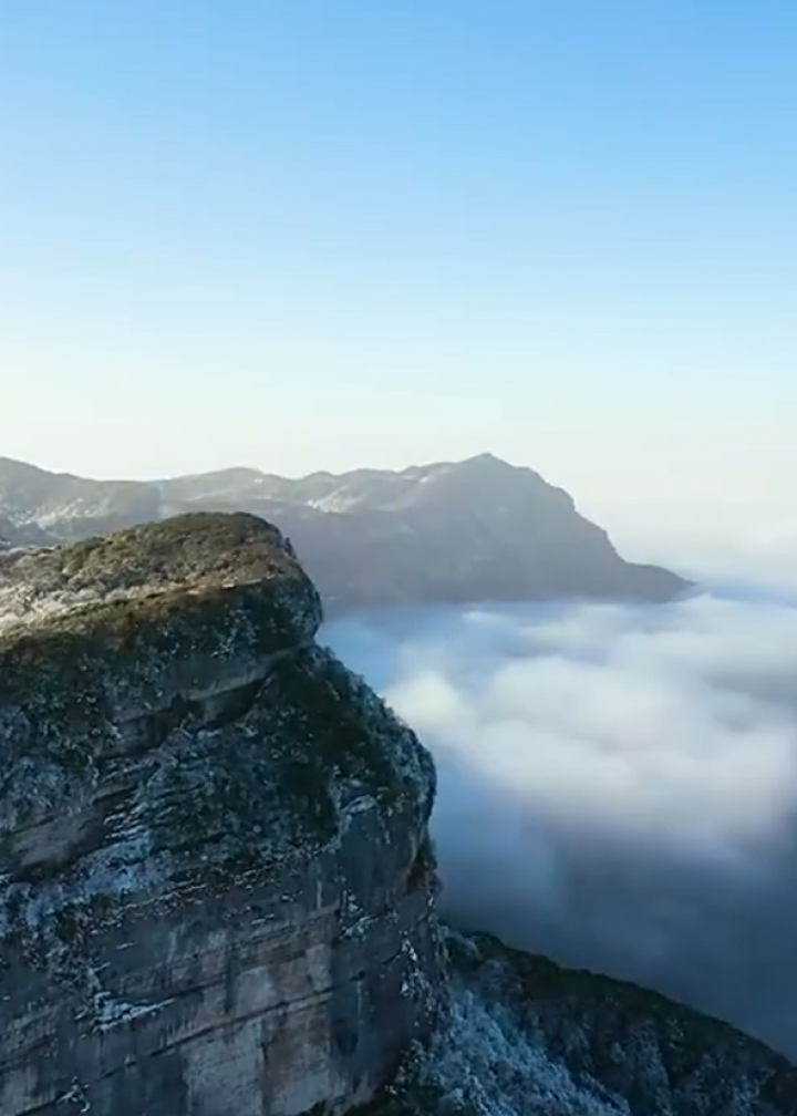 金佛山春夏秋冬的景色图片