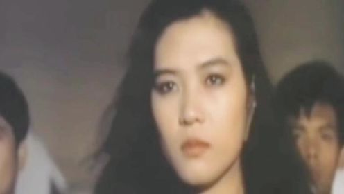 美女特工为了刺杀日本高官受辱…… #港星女神 #香港女神 #港片 #你好骚啊