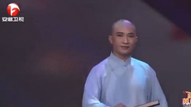 王红兵嗓音嘹亮,声情并茂,令人沉醉其中丨花戏楼