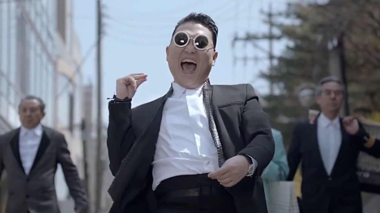 时隔多年鸟叔强势回归!2023再出神曲一夜破亿,比骑马舞还疯狂!