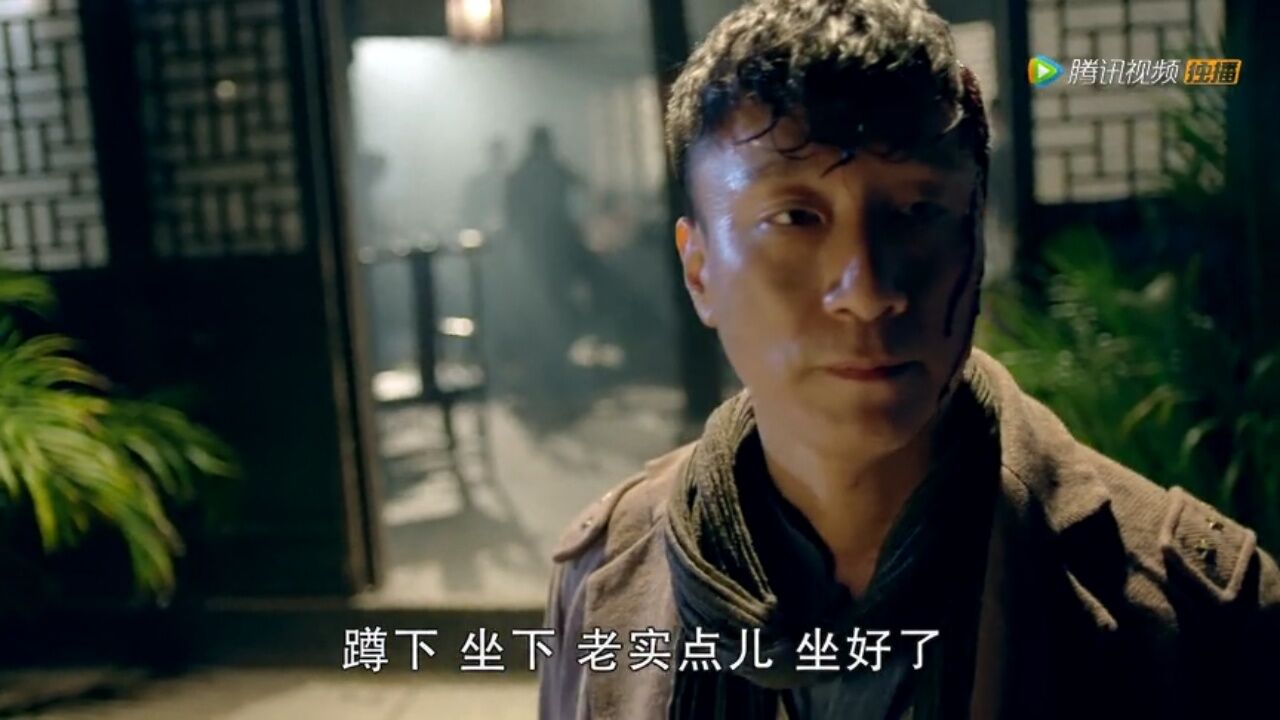 都说喝酒壮胆，这人更生猛_腾讯视频