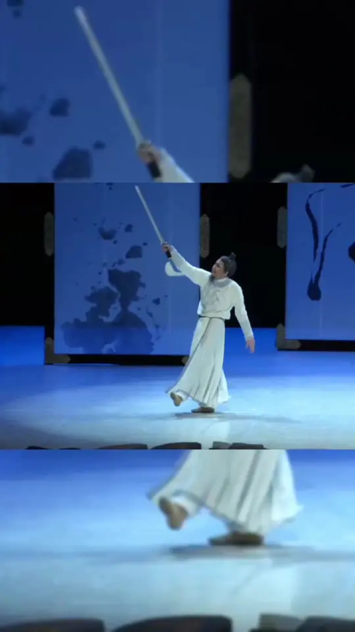 舞剧李白中的这段剑舞真是洒脱#舞剧 #国风古韵 #演出现场_腾讯视频