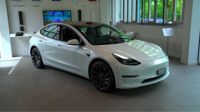 特斯拉Model3