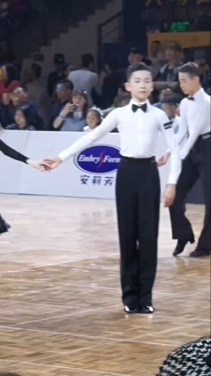 不得不说实在太有气质啦!拉丁舞王崇墨李茉晗舞蹈圈国标少年