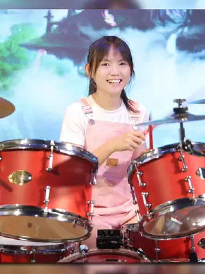 妞妞架子鼓 #治愈系笑容 #架子鼓演奏