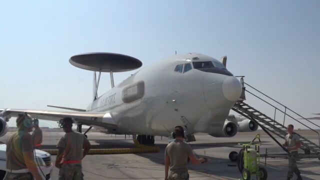 武器解说:空中指挥所——E3望楼空中预警机.