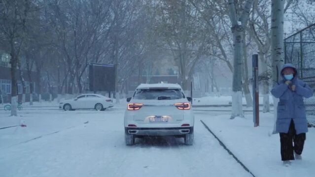 【科大ⷦ˜ 像】冬雪ⷩ“𖨣…白雪镶红墙,冰洁碧玉结池塘