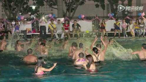 广州一中学办教师节泳装派对 嗨翻众位老师