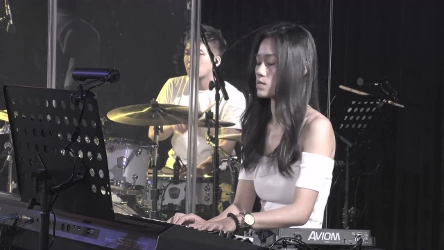 原来爱 (Live At RockLiveMusicPower,On Show!)