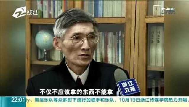 “最美奋斗者”雷云:把毕生精力都献给党的理论事业