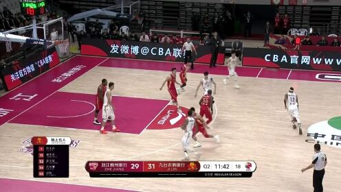 《CBA全场集锦》【得分】实力演绎什么叫效率 兰兹博格里突外投连得5分
