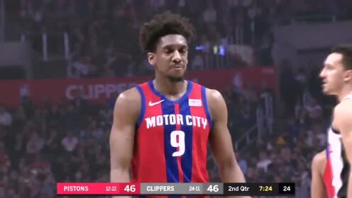 《NBA全场回放》【回放】活塞vs快船第2节 伍德原地起跳隔扣莱昂纳德