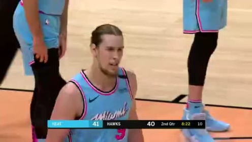 《NBA全场回放》【原声回放】热火vs老鹰第2节 亨特长驱直入双手滑翔暴扣